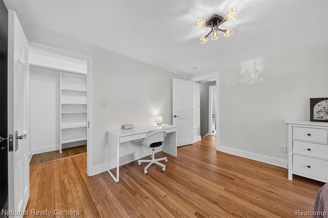 1905 Steere Place, Ann Arbor, MI 48104