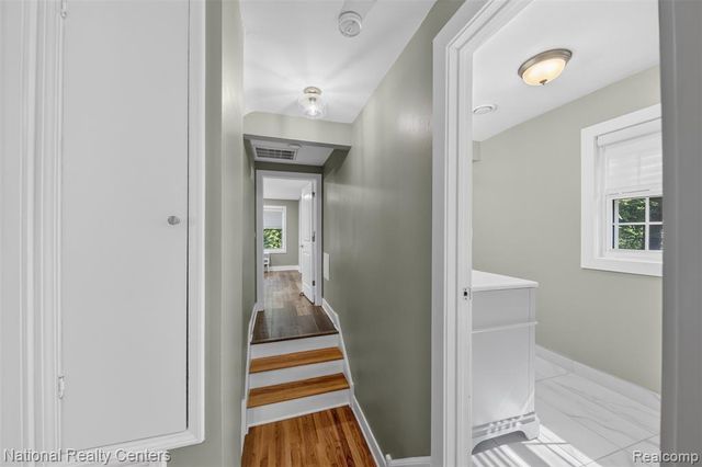1905 Steere Place, Ann Arbor, MI 48104