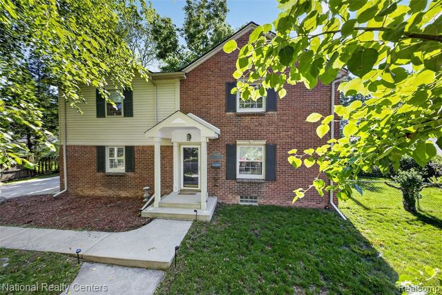 1905 Steere Place, Ann Arbor, MI 48104