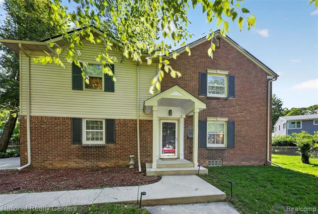 1905 Steere Place, Ann Arbor, MI 48104