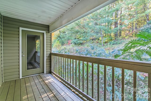 605 Carlyle Way, Asheville, NC 28803