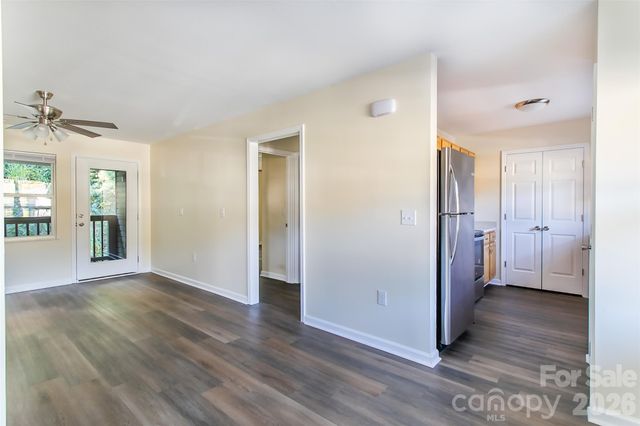 605 Carlyle Way, Asheville, NC 28803