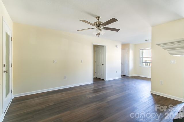 605 Carlyle Way, Asheville, NC 28803