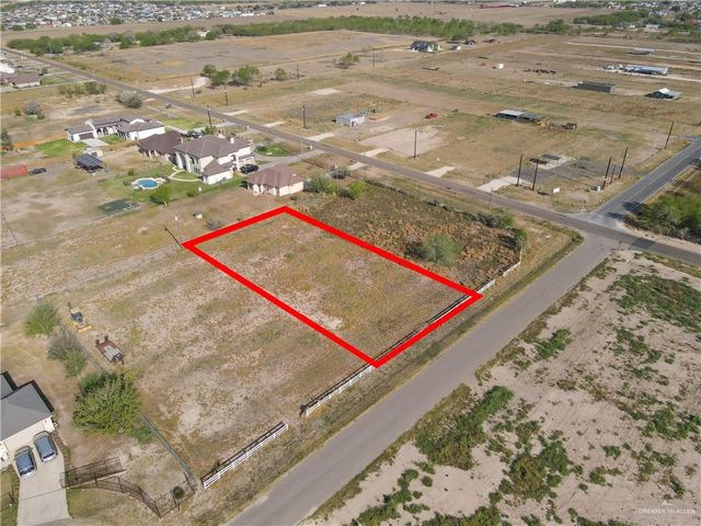 5157 N Cesar Chavez Road, Edinburg, TX 78542