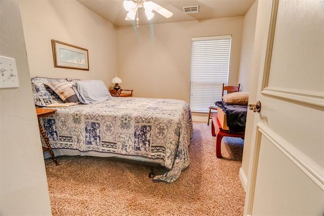 4517 Olde Village Circle, Edmond, OK 73013