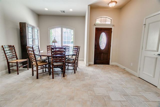 4517 Olde Village Circle, Edmond, OK 73013