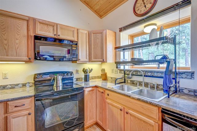 2883 Wagon Wheel Road, Hartsel, CO 80449