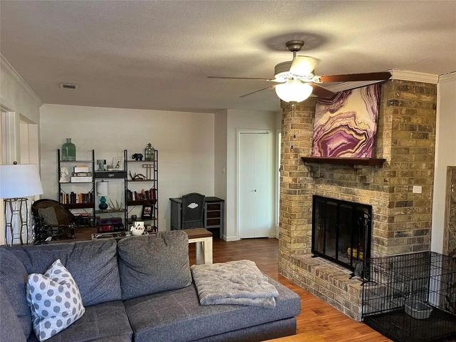 2214 Vanderbilt Court, Denton, TX 76201