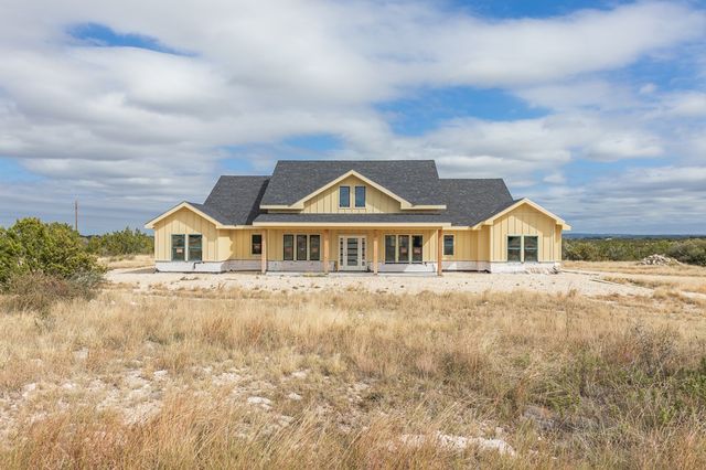 16552 Vaquero Trail, Christoval, TX 76935