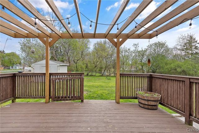 7275 Manlius Center Road, Manlius, NY 13057