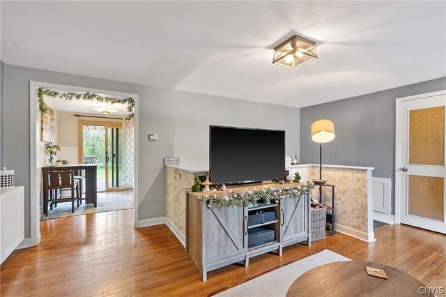 7275 Manlius Center Road, Manlius, NY 13057