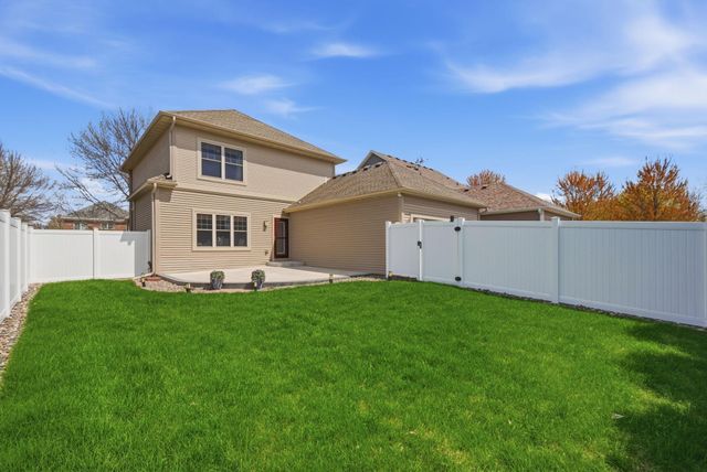 2724 120th Lane NE, Blaine, MN 55449