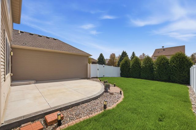 2724 120th Lane NE, Blaine, MN 55449