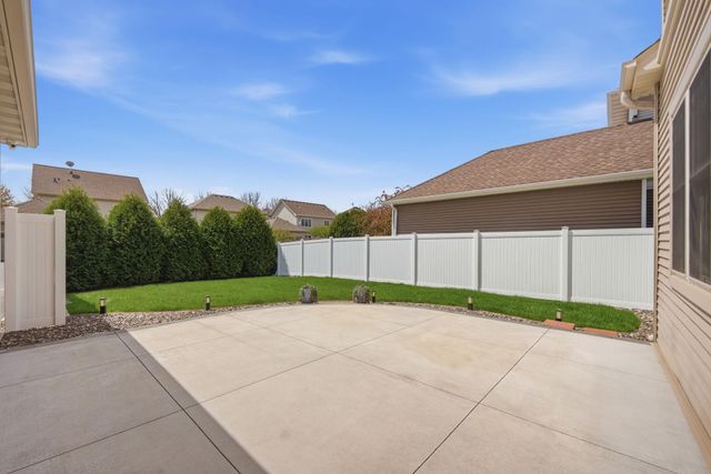 2724 120th Lane NE, Blaine, MN 55449