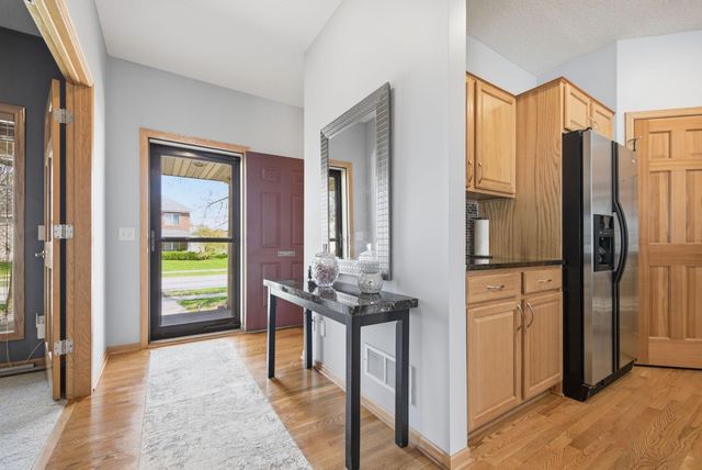 2724 120th Lane NE, Blaine, MN 55449