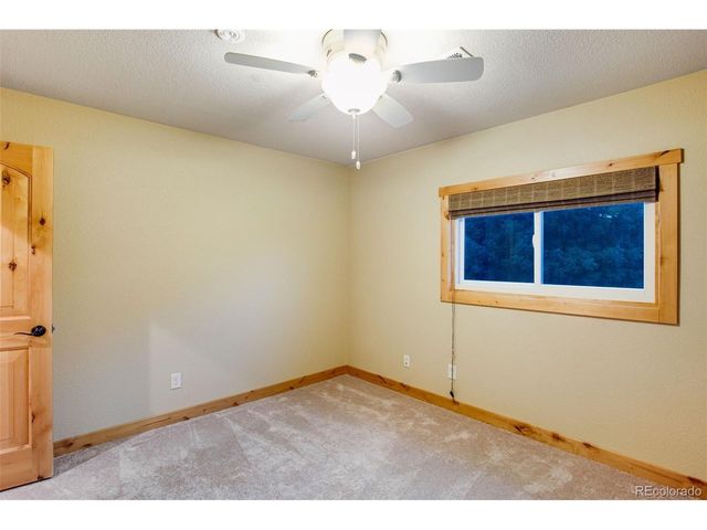 235 Carina Cir 105, Loveland, CO 80537
