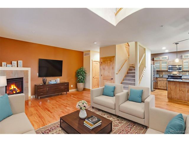 235 Carina Cir 105, Loveland, CO 80537