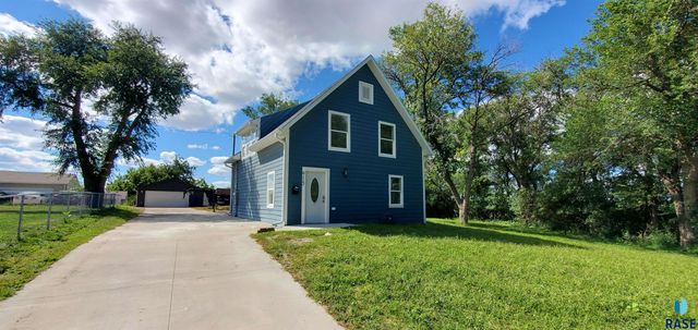 915 N Mable Ave Avenue, Sioux Falls, SD 57103
