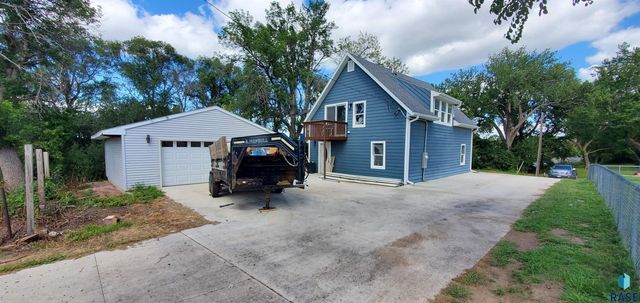 915 N Mable Ave Avenue, Sioux Falls, SD 57103