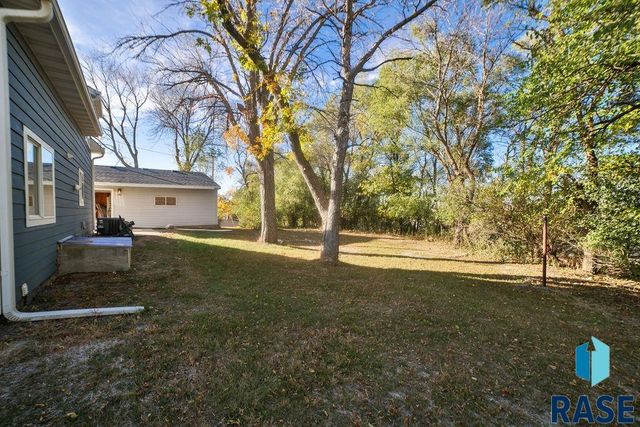 915 N Mable Ave Avenue, Sioux Falls, SD 57103