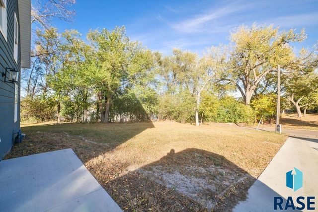 915 N Mable Ave Avenue, Sioux Falls, SD 57103