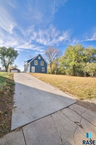 915 N Mable Ave Avenue, Sioux Falls, SD 57103