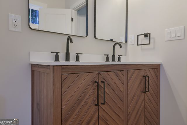 553 Somersby Drive, Dallas, GA 30157