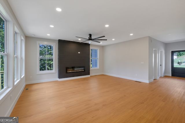 553 Somersby Drive, Dallas, GA 30157