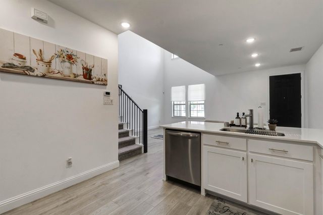 7031 Cedar Creek Drive, Grand Prairie, TX 75054