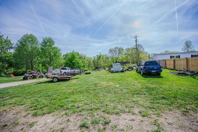 485 Estes Road, Clay City, KY 40312
