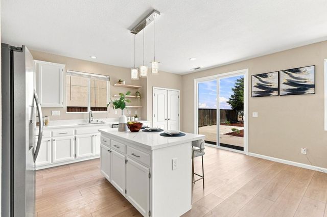 1038 Santa Lucia Drive, Pittsburg, CA 94565