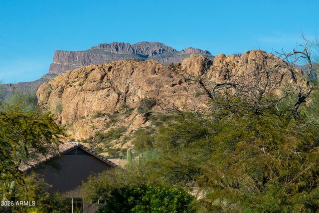 5634 S Creosote Drive, Gold Canyon, AZ 85118