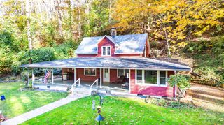 745 Perley Hyatt Road, Sylva, NC 28779