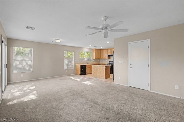 7218 Freedom Ring Street, Las Vegas, NV 89148