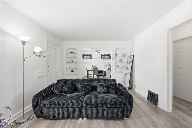 5246 Philip Avenue, Maple Heights, OH 44137