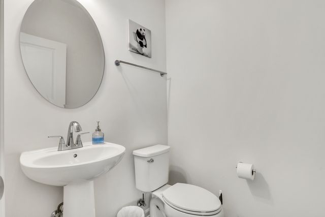 32075 Savannah Drive, Lakemoor, IL 60051