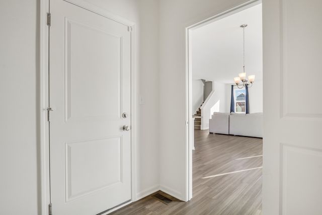 32075 Savannah Drive, Lakemoor, IL 60051