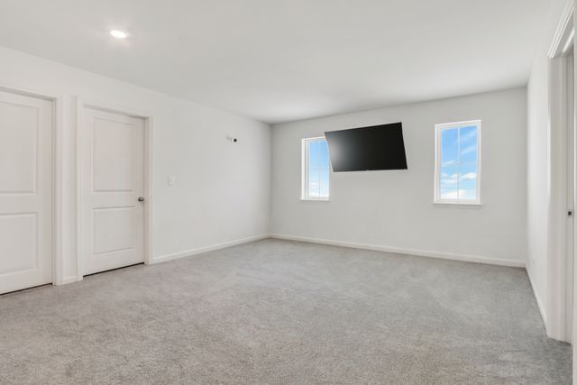 32075 Savannah Drive, Lakemoor, IL 60051