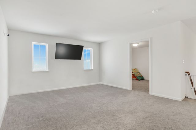 32075 Savannah Drive, Lakemoor, IL 60051