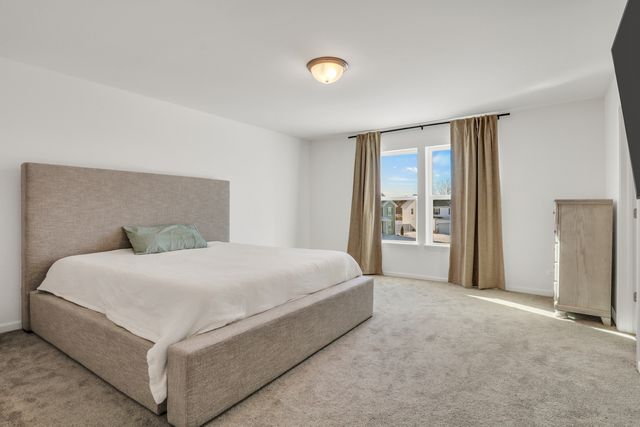 32075 Savannah Drive, Lakemoor, IL 60051