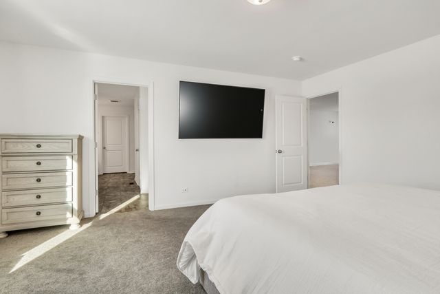 32075 Savannah Drive, Lakemoor, IL 60051