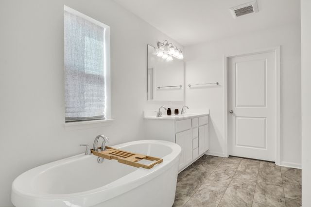 32075 Savannah Drive, Lakemoor, IL 60051