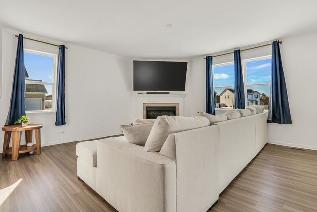 32075 Savannah Drive, Lakemoor, IL 60051