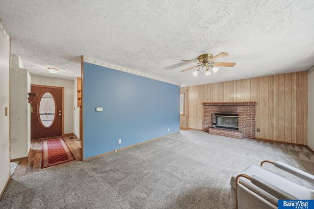 5410 Wilkins Circle, Lincoln, NE 68524