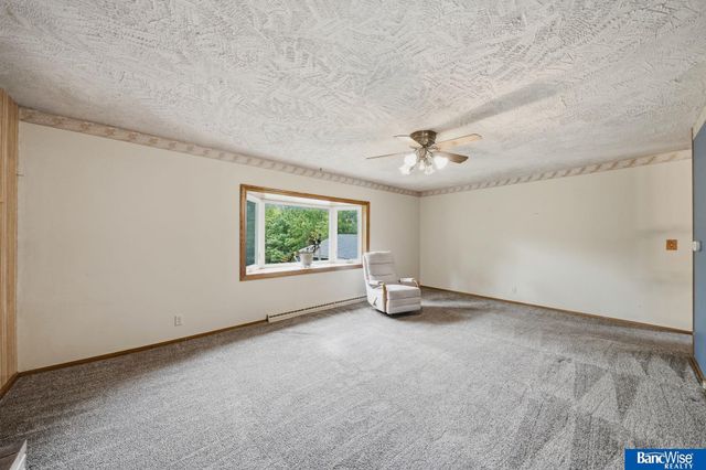 5410 Wilkins Circle, Lincoln, NE 68524