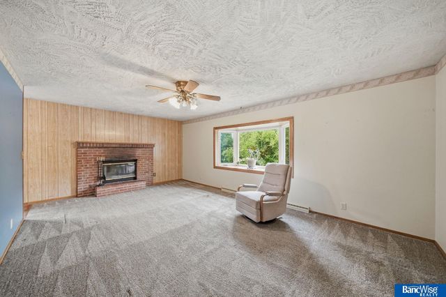 5410 Wilkins Circle, Lincoln, NE 68524