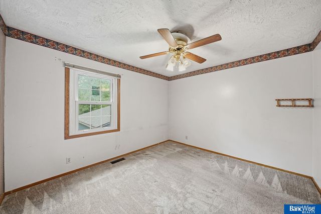 5410 Wilkins Circle, Lincoln, NE 68524