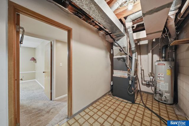 5410 Wilkins Circle, Lincoln, NE 68524