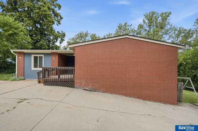 5410 Wilkins Circle, Lincoln, NE 68524