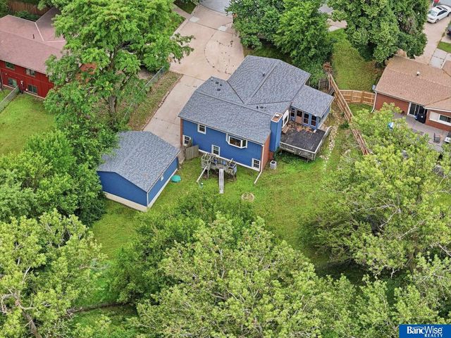 5410 Wilkins Circle, Lincoln, NE 68524